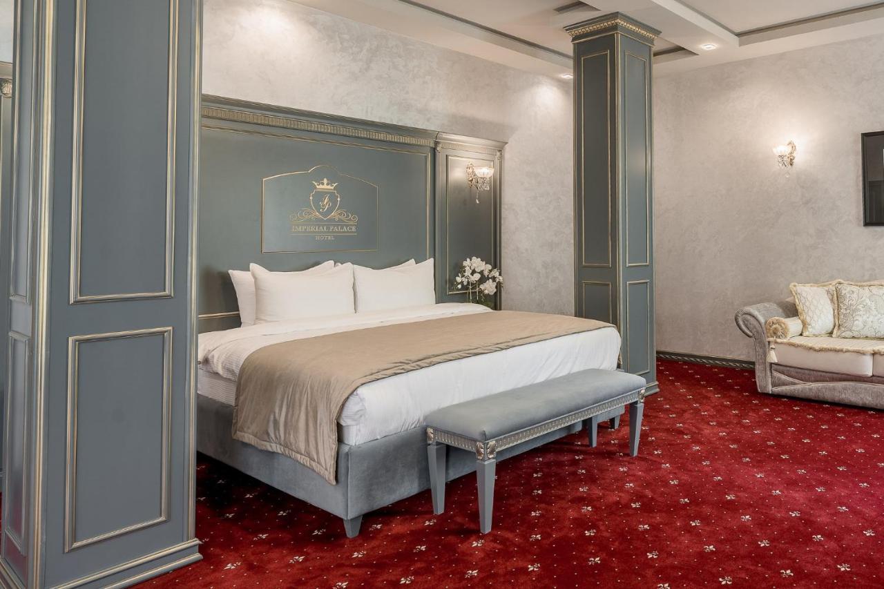 Imperial Palace Hotel 明斯克 外观 照片